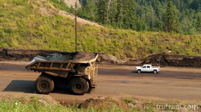 Caterpillar Unveils Battery-Electric Prototype of Its 793 Mining Haul Truck